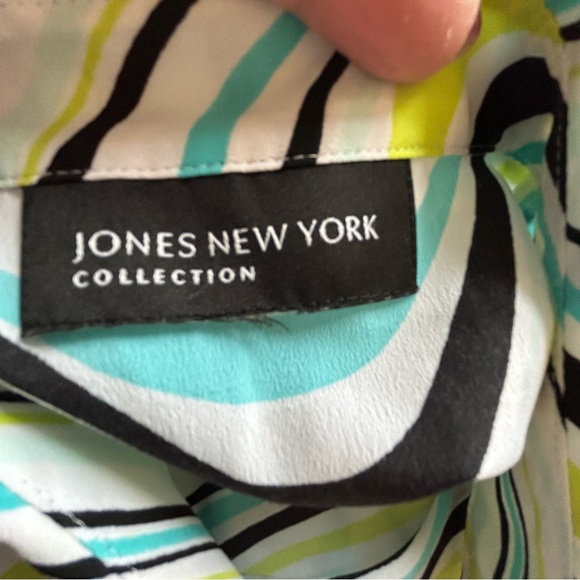 Jones New York Collection white with blue yellow black swirls tank top Size M/L - Picture 5 of 9